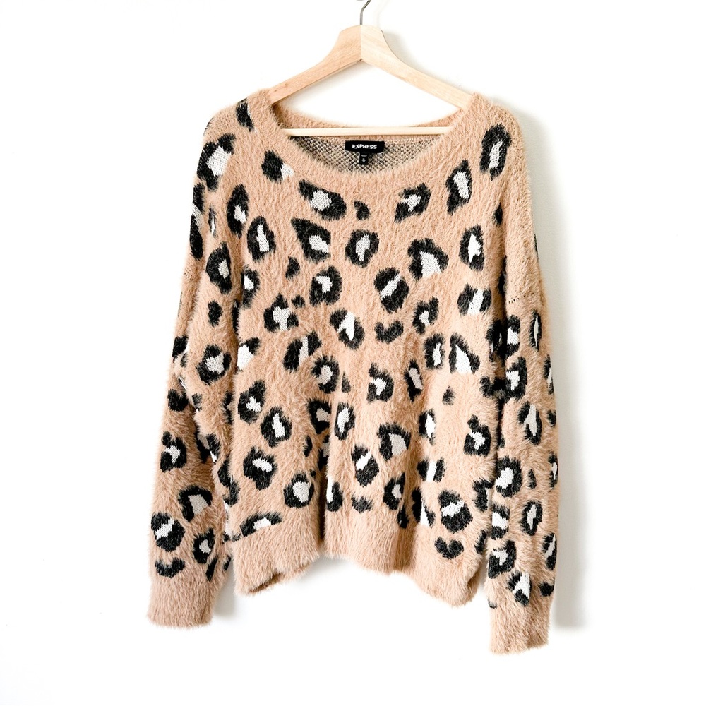 ⭐️ Express | Fuzzy Cheetah Sweater